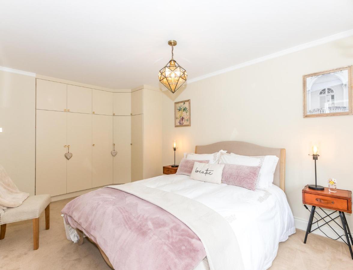 Holiday home Fashionable Chic Townhouse In D4
