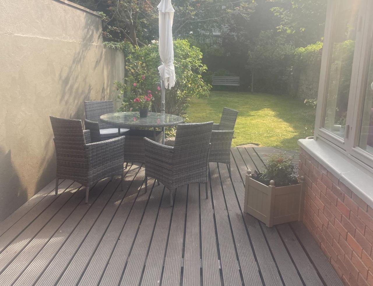 Fashionable Chic Townhouse In D4 * Dublin